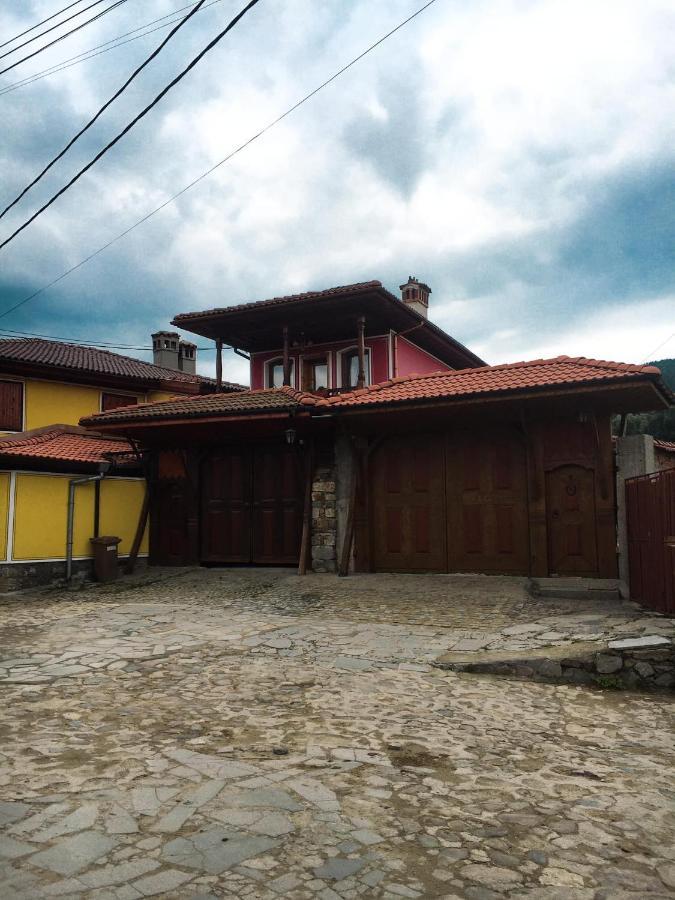 Стаи За Гости Бащино Огнище Koprivsjtitsa Exteriör bild
